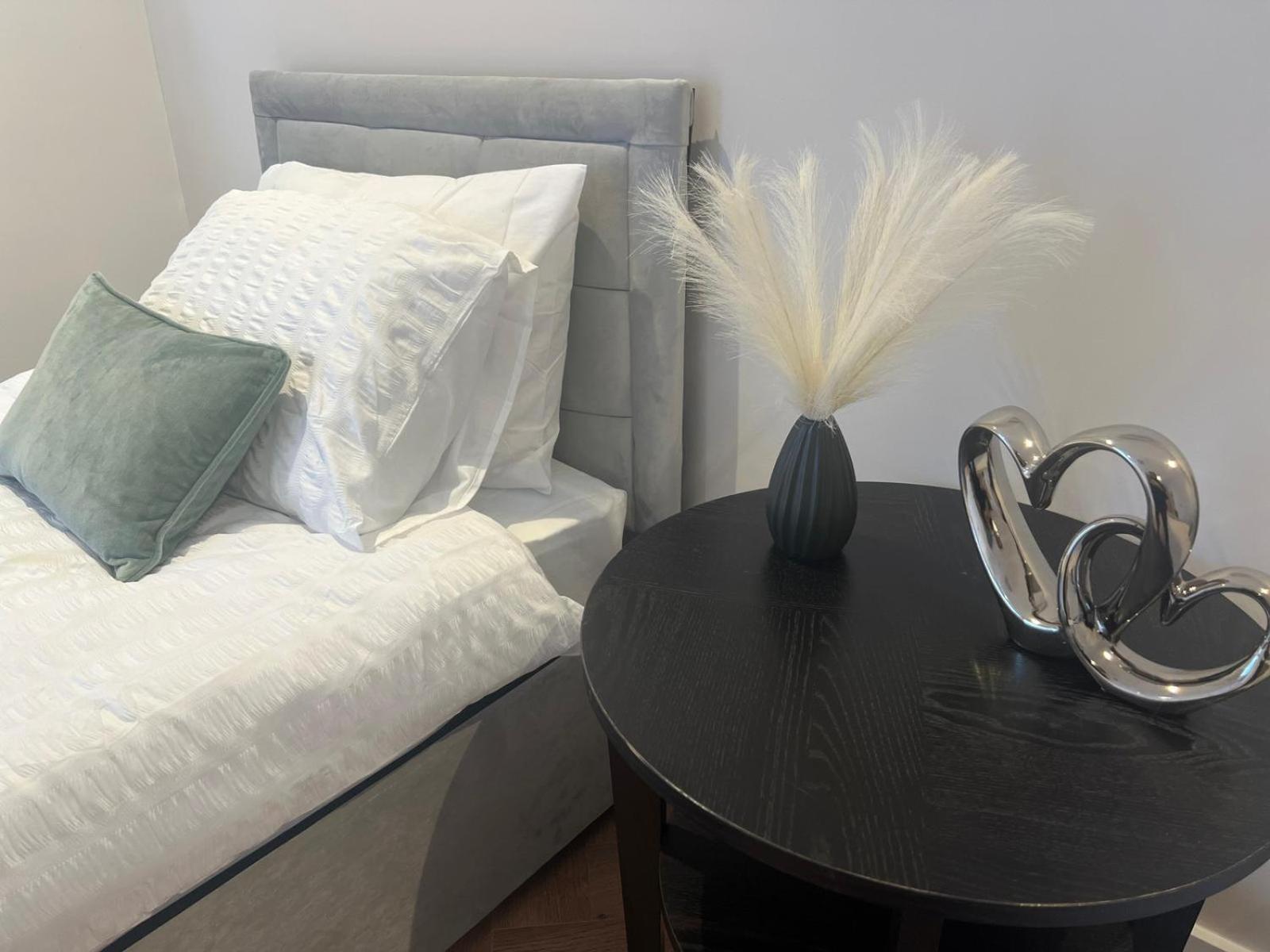 New 2 Bedroom Apartment Rickmansworth Town Centre Kültér fotó